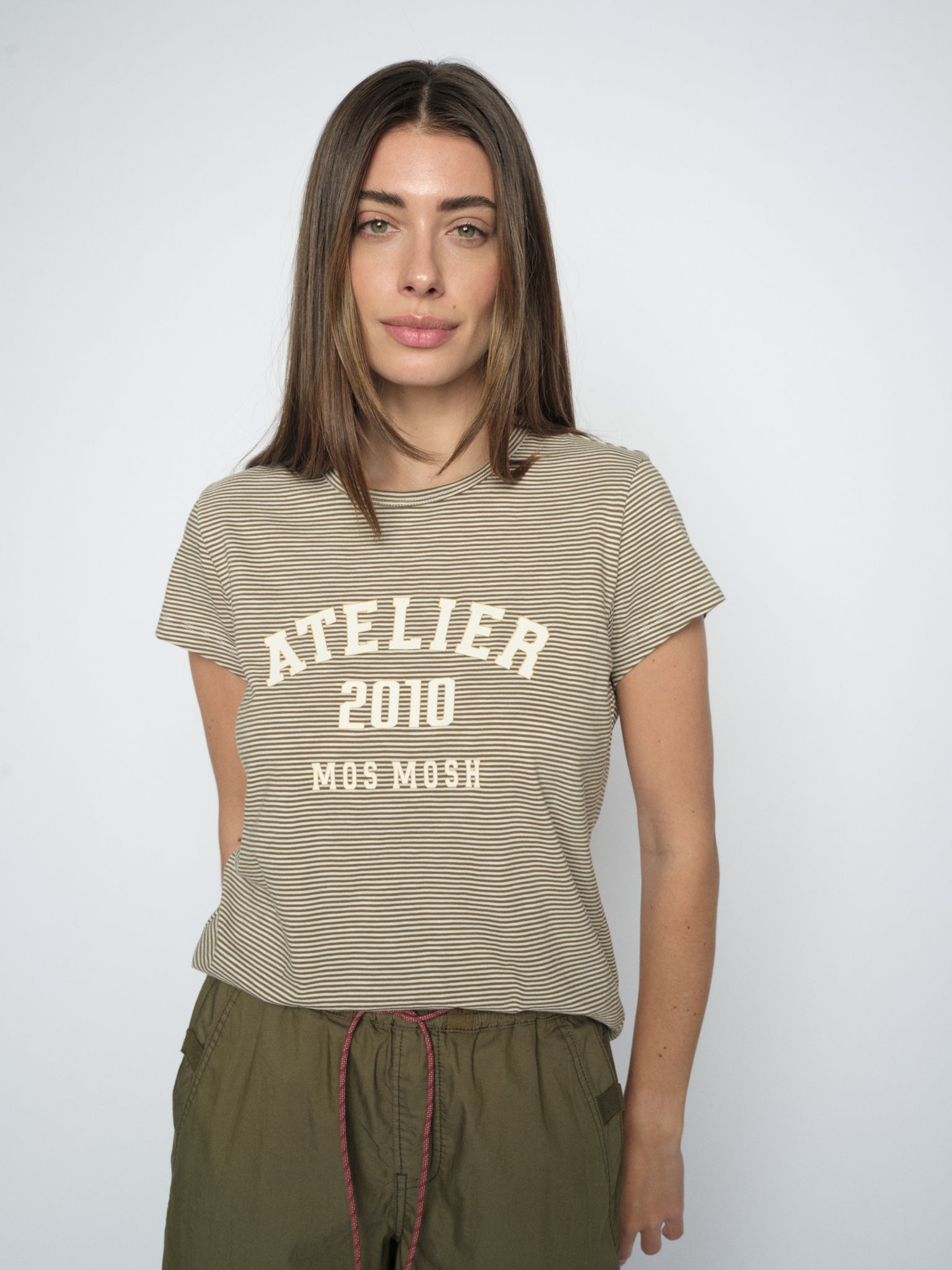 Modelshot / Burnt Olive / Detail